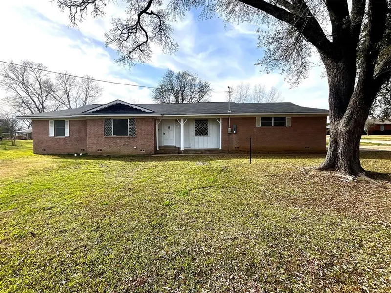 915 N Spring Street, Grand Saline, TX 75140