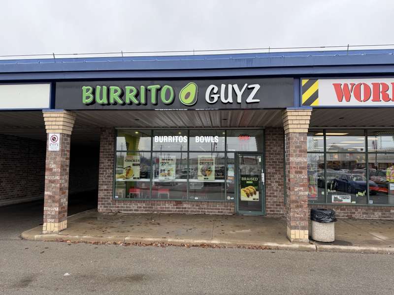 2255 Barton ST E #10, Hamilton, ON L8H 7T4