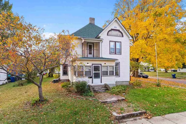 West Liberty, IA 52776,400 E 3rd St