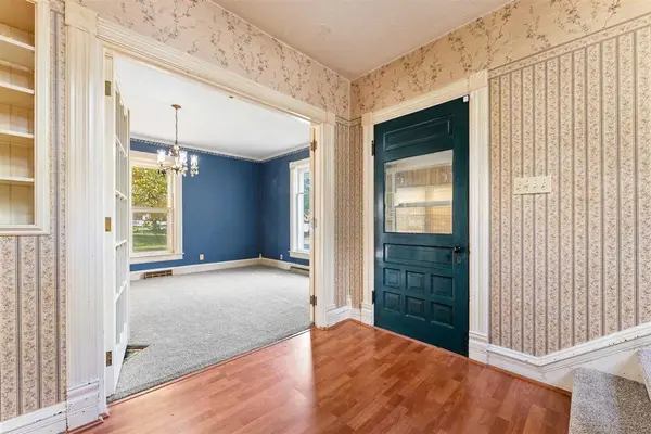 West Liberty, IA 52776,400 E 3rd St