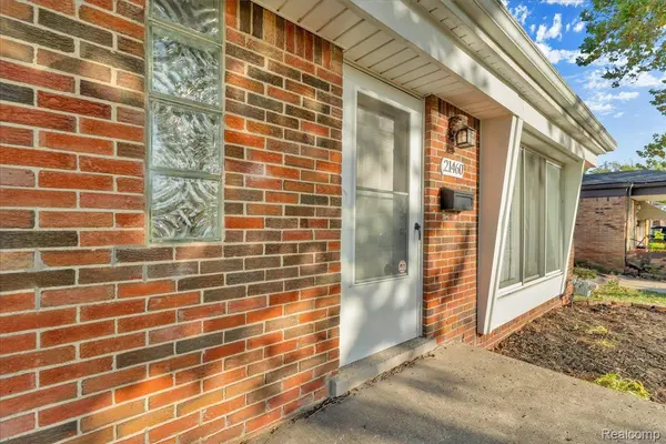 Oak Park, MI 48237,21460 Parklawn ST