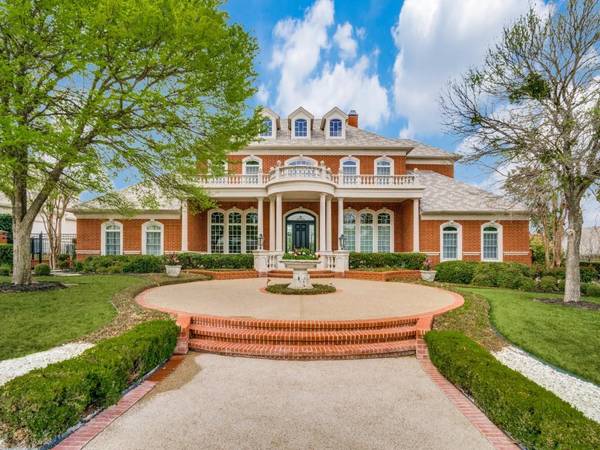 5816 Forest Highlands Drive, Fort Worth, TX 76132