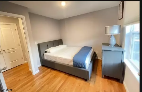 Newark City, NJ 07112,201 Schuyler Ave