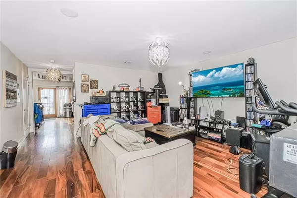 Brooklyn, NY 11221,934 Jefferson AVE