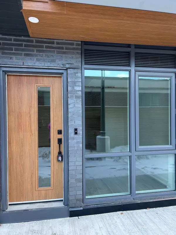 Toronto C13, ON M3A 0B5,65 Curlew DR #194