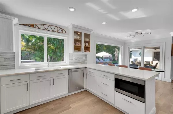 Boca Raton, FL 33487,872 Appleby St