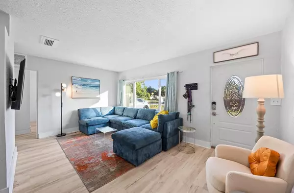 Oakland Park, FL 33334,561 NE 61st St