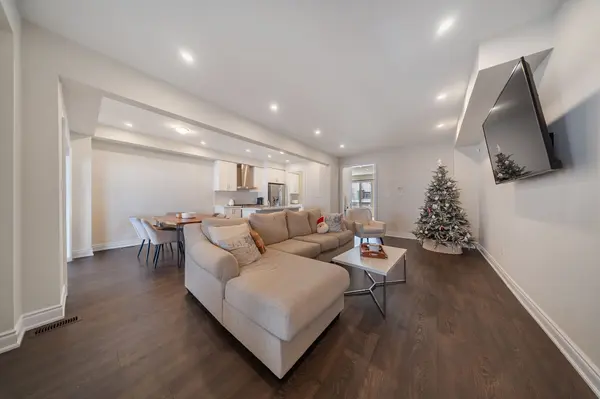 New Tecumseth, ON L9R 0V9,44 Janes CRES