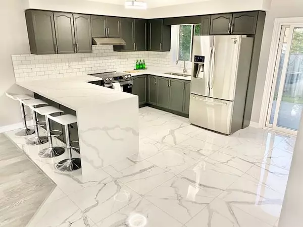 Barrie, ON L4N 0C8,169 Cumming DR