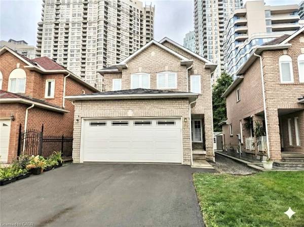 243 Riel DR, Mississauga, ON L5B 3R6