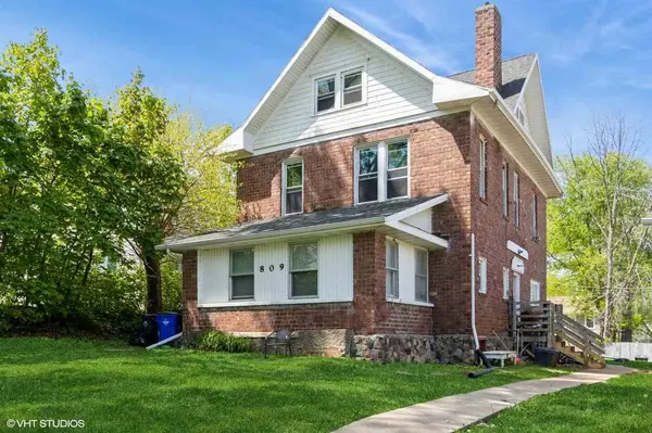 Cedar Rapids, IA 52403,809 17th St SE