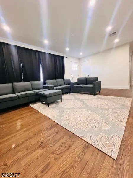 275 Valley Rd, Clark Twp., NJ 07066