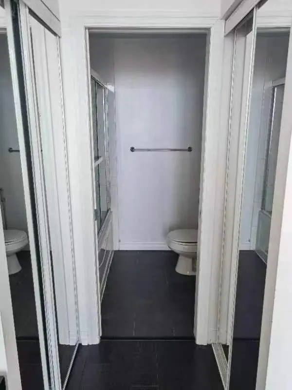 Mississauga, ON L5B 4P2,225 Webb DR #2407