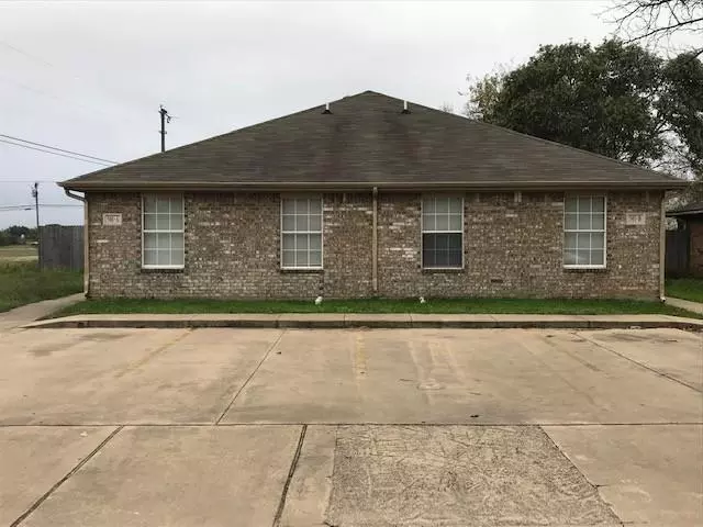 Cleburne, TX 76033,501 Sally Lane #B