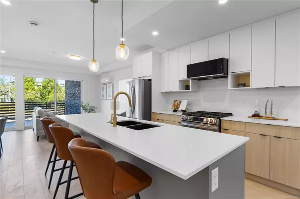 2629 Millstream Rd #101, Langford, BC V9B 3R8