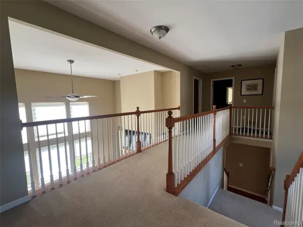 Flat Rock, MI 48134,27299 Jessica LN