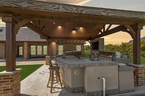 Terrell, TX 75160,2921 W Alamosa Drive