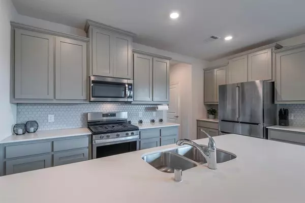 Little Elm, TX 76227,6017 Wildflower Way