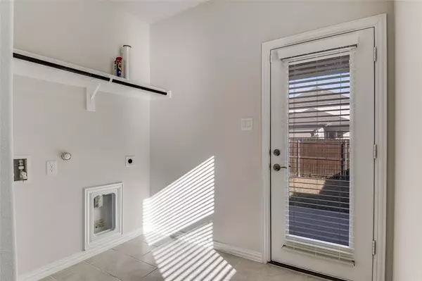 Wylie, TX 75098,216 Monarch Way