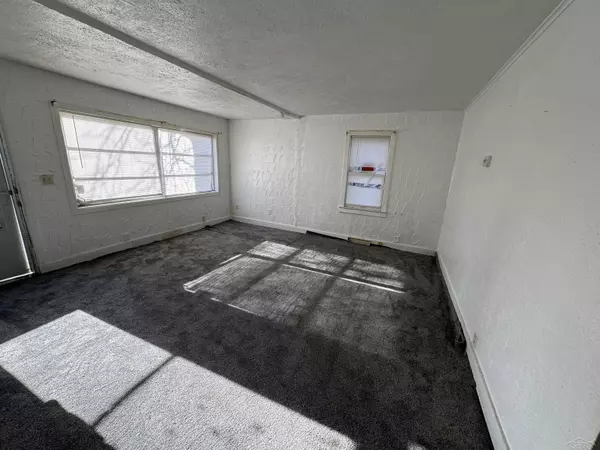 Saginaw, MI 48601,2799 Longview AVE