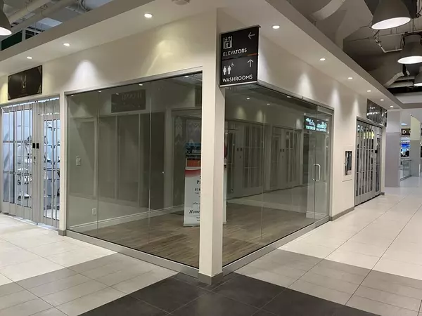 Markham, ON L3T 0C7,7181 Yonge ST #213