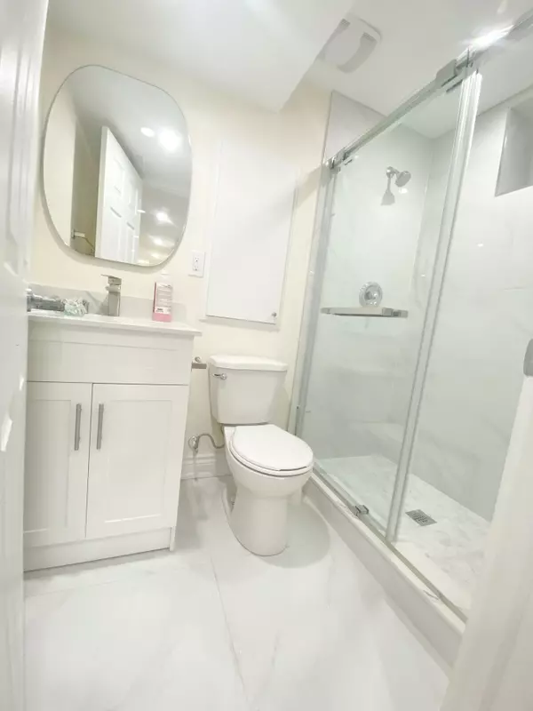 Toronto W02, ON M6H 1W7,81 Hallam ST #Bsmt Room B02