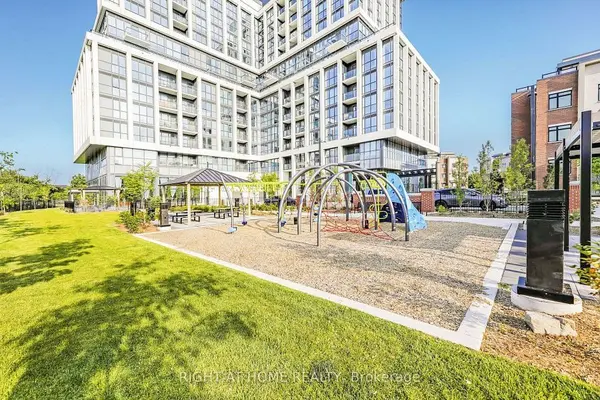 Mississauga, ON L5G 0C5,1063 DOUGLAS MCCURDY Common #213