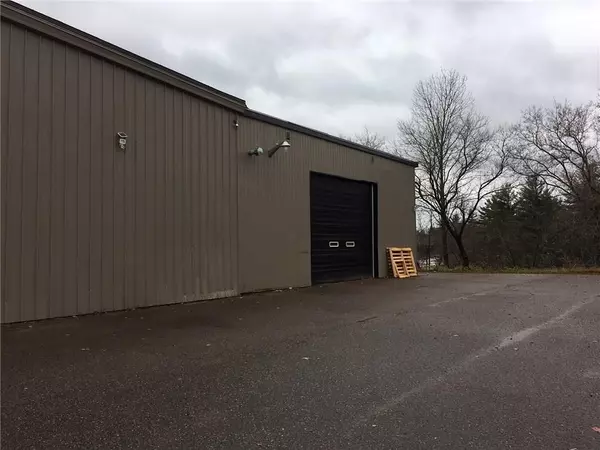 Petawawa, ON K8A 1W9,3532 PETAWAWA BLVD