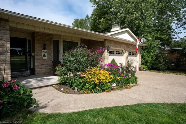 Saugeen Shores, ON N0H 2L0,286 TYENDINAGA DR