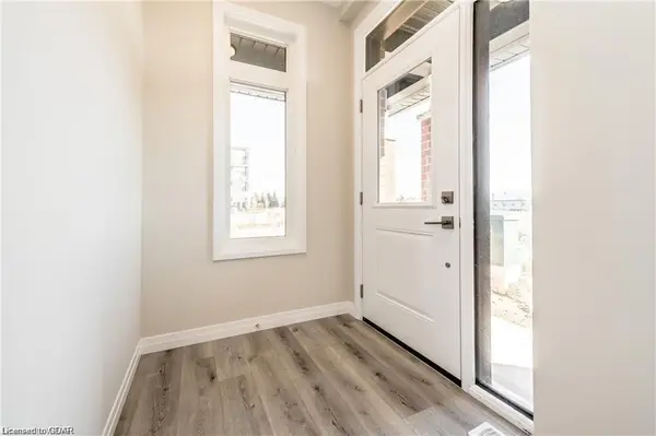 North Dumfries, ON N0B 1E0,81 AYR MEADOWS CRES