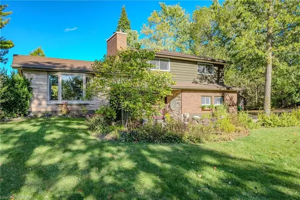 Puslinch, ON N0B 2J0,940 WATSON RD S