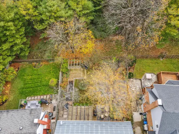 Guelph, ON N1G 4B8,52 Hilldale CRES