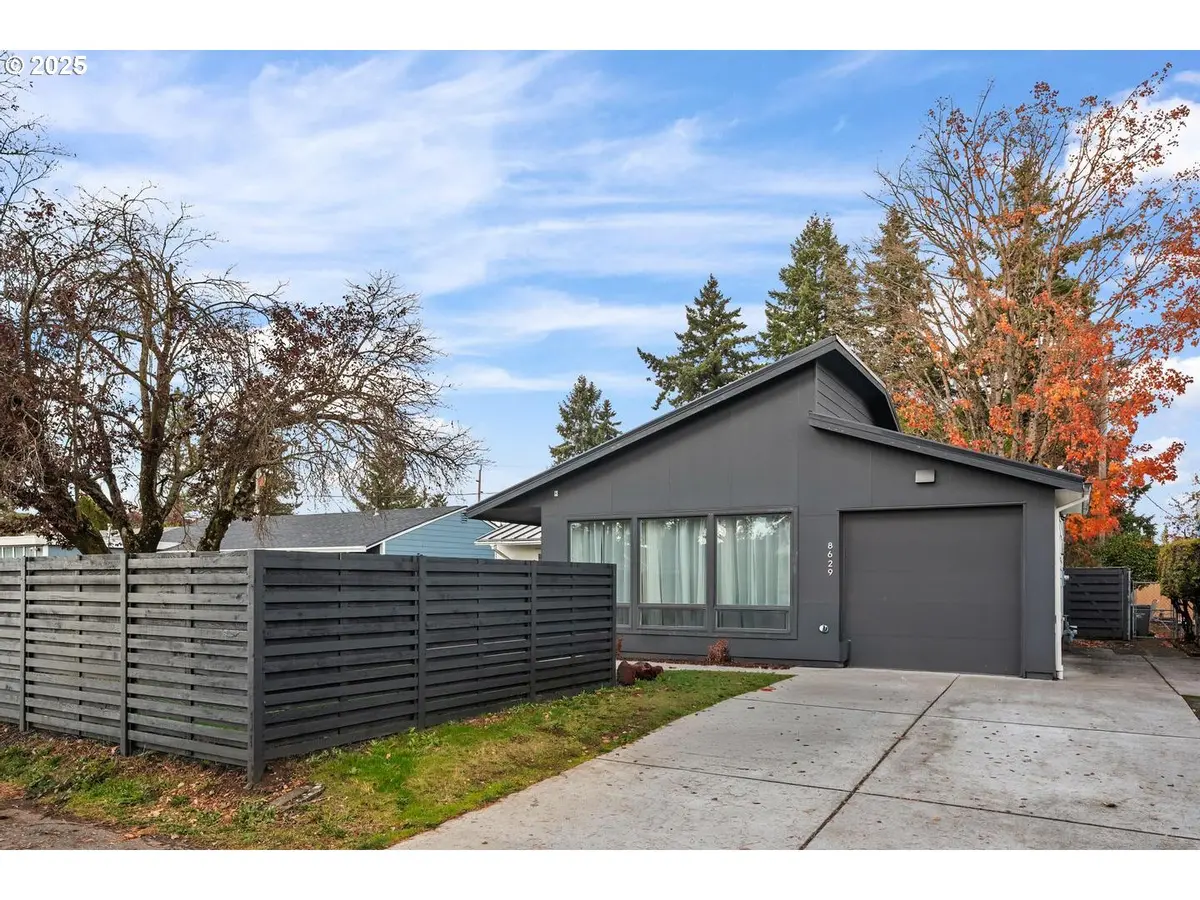 Portland, OR 97220,8629 NE CLACKAMAS ST