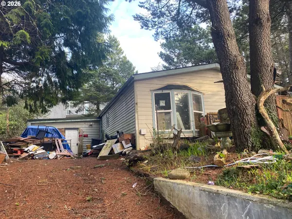 6350 RHODODENDRON AVE, Lincoln City, OR 97367