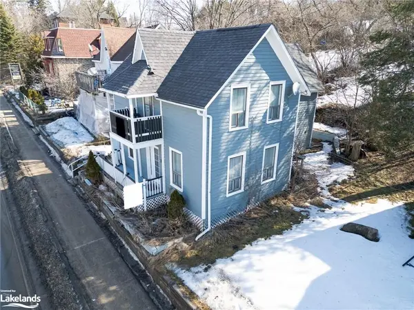 Huntsville, ON P1H 1W9,35 MAIN ST