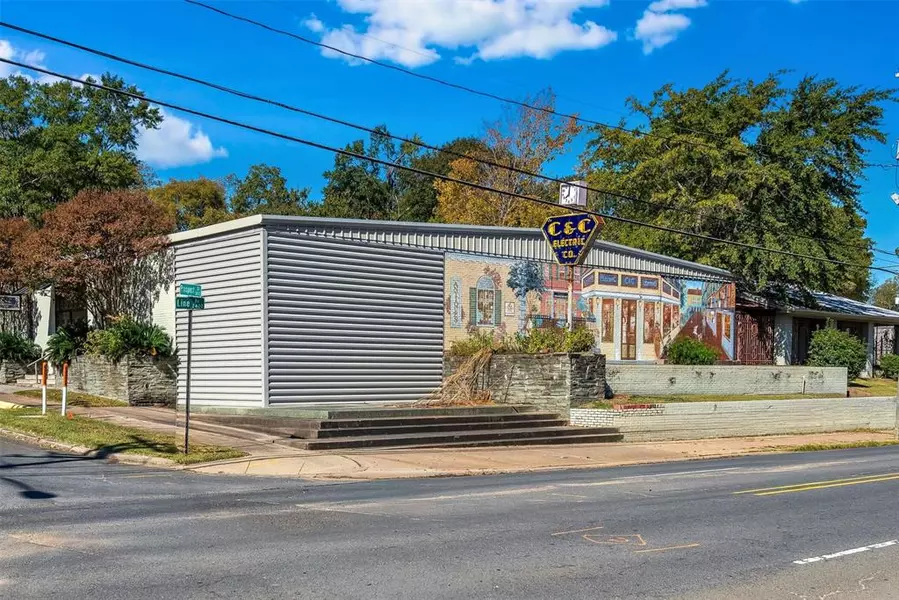 2430 Line Avenue, Shreveport, LA 71104