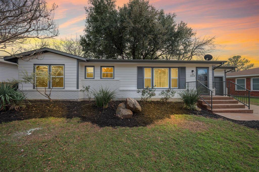 308 Wanda Way, Hurst, TX 76053