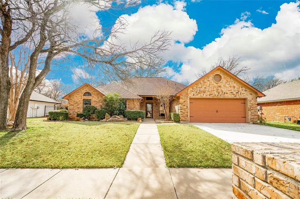 Keller, TX 76248,1520 Southfork Drive