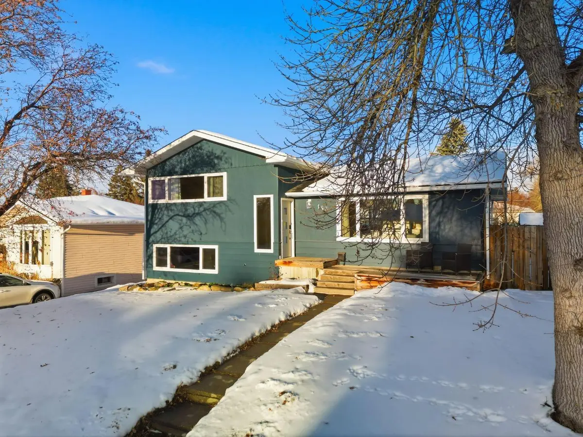 Calgary, AB T2H 0V5,143 Ferncliff CRES SE