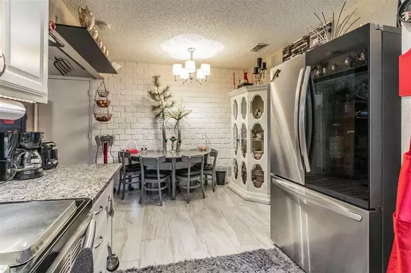 Arlington, TX 76017,5818 Santa Fe Drive