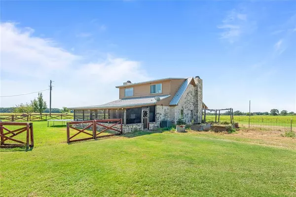 Aquilla, TX 76622,364 Hcr 2200