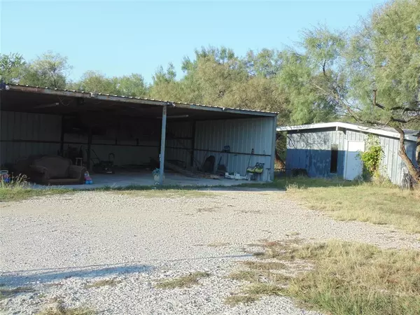 Blanket, TX 76432,6275 County Road 325