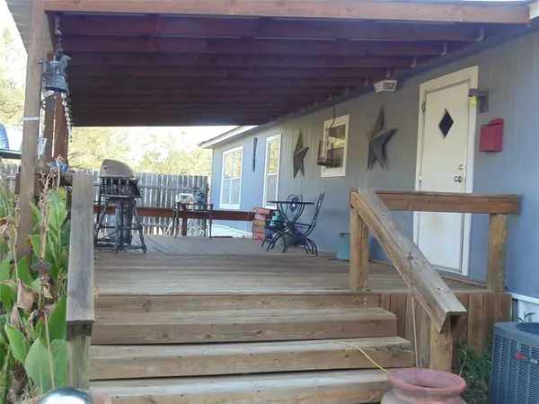 Blanket, TX 76432,6275 County Road 325