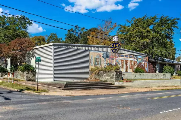 2430 Line Avenue, Shreveport, LA 71104