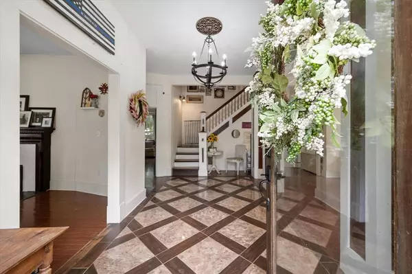 Hillsboro, TX 76645,100 Corsicana Street