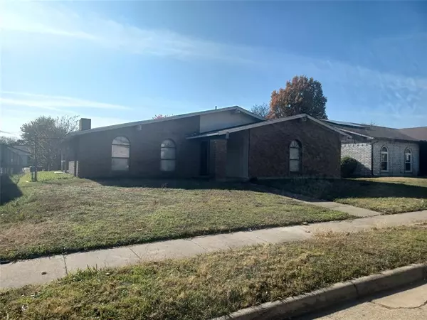 Dallas, TX 75249,7614 Ashcrest Lane