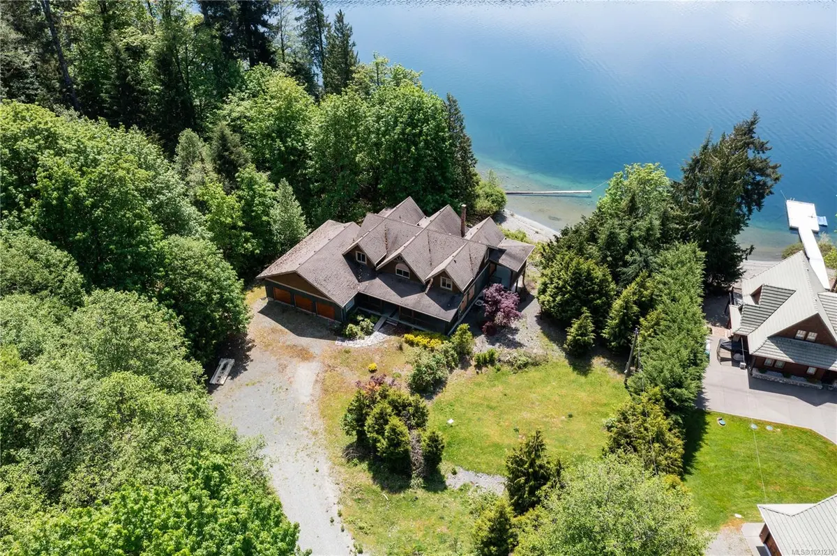 Youbou, BC V0R 3E1,9878 Swordfern Way