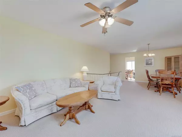 Saanich, BC V8N 3H6,4433 Majestic Dr