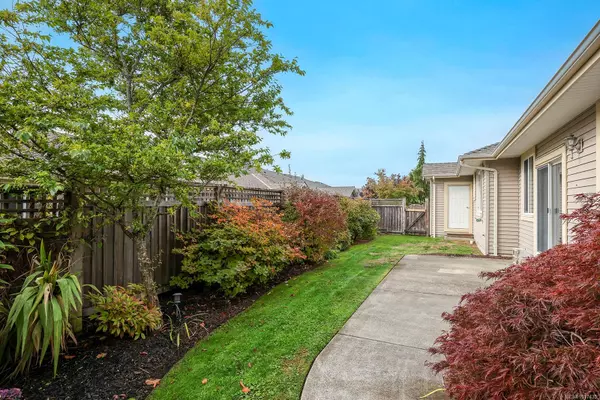 Comox, BC V9M 0A4,730 Aspen Rd #10