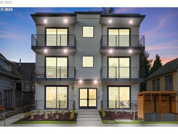 121 N Going ST #202, Portland, OR 97217